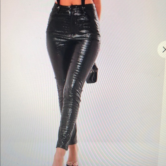 Missguided Pants - Stassie x croc print pants